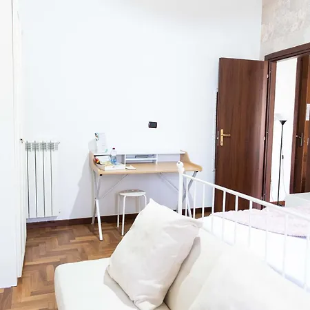 Bed & Breakfast Laetitia Guest House32 Aversa