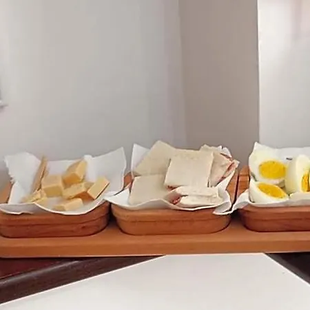 Laetitia Guest House32 Bed and breakfast Aversa