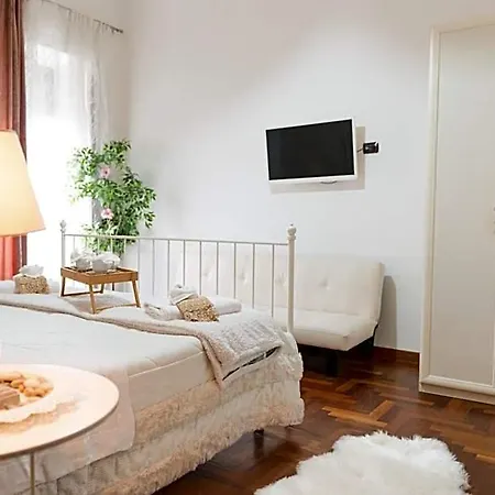 Laetitia Guest House32 Aversa