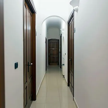 Bed and breakfast Laetitia Guest House32 3*